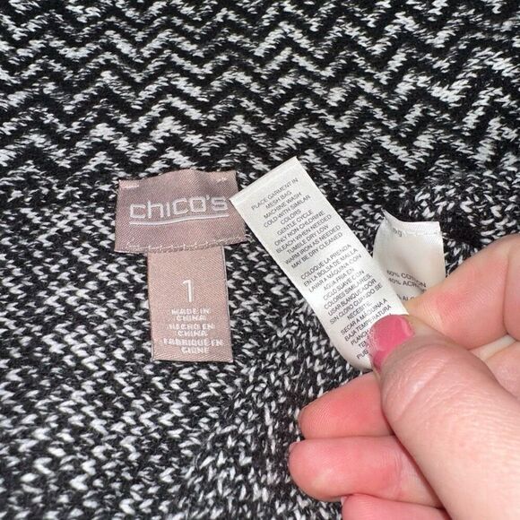 Chicos Women’s Black White Fringe Cardigan Sweater Size 1 (Medium) EUC - Picture 8 of 12